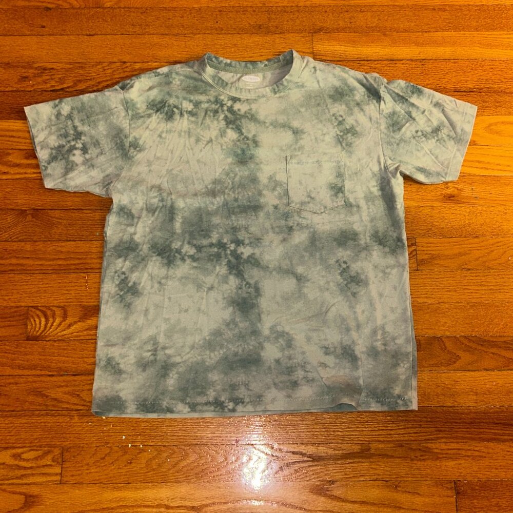 Green Tie Die Old Navy T-shirt Size: Medium